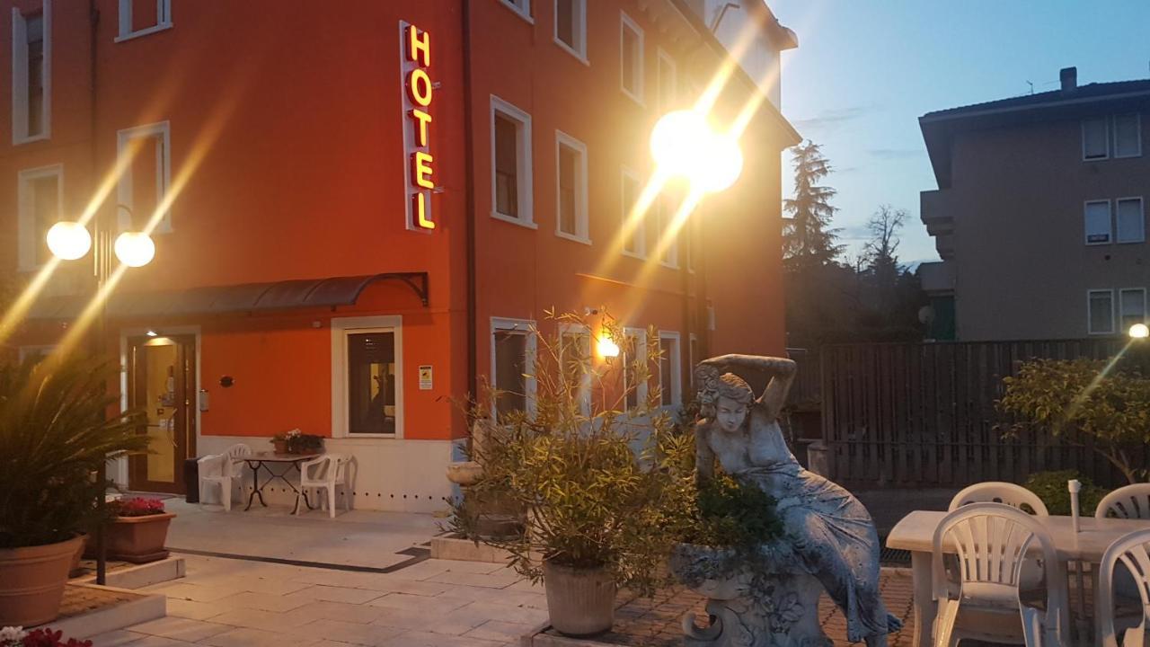 Hotel Siros Verona Exterior photo